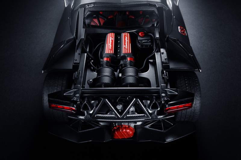 luxury, still life, steel, model Kit, rear, no People, directly above, metal, black, indoors, screwdriver, service, industry, Elemento, transportation