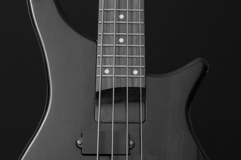 e bass, single object, photography, cut out, instrument, brown, musical instrument string, electric guitar, music, classical style, close, musical equipment