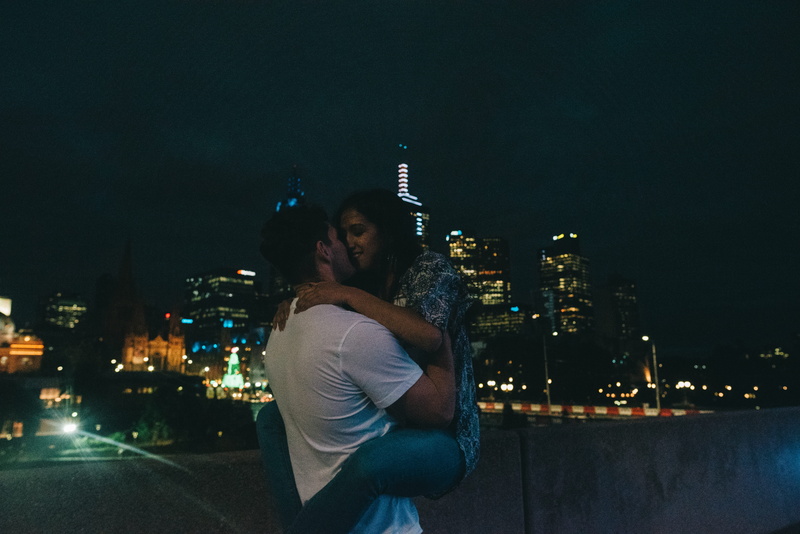 togetherness, lifestyles, building, built structure, 5K, photo, young adult, downtown, neck, night life, cityscape, s, shirt, city life, people, dance pose