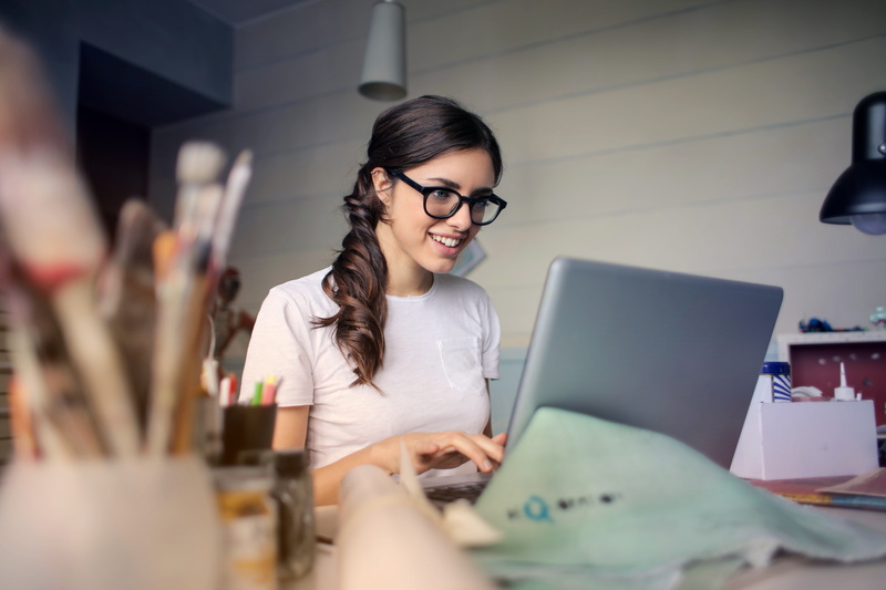 technology, brush, wireless technology, indoors, young adult, smile, art, people, desk, office, studio, young women, using laptop, business, girl, woman