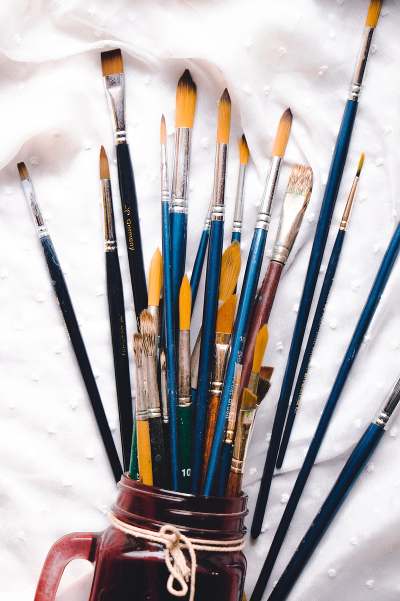 brushes, watercolour, art and craft equipment, no people, container, choice, pen, paint, large group of objects, brush, canvas, paintbrush, pencil, art and craft