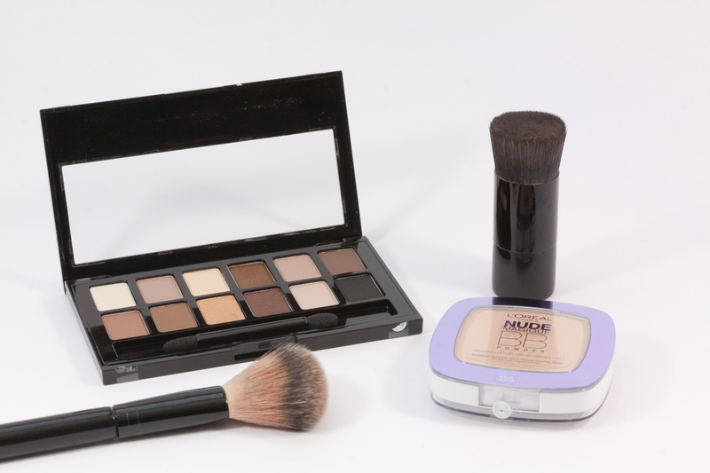 fund, text, personal Accessory, talk, make-Up Brush, white background, cosmetics, structure, blush - make-up, soft minerals, ocher, eye shadow, collection