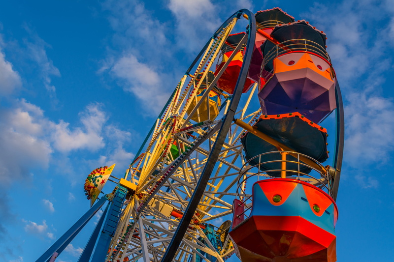 activity, leisure activity, vacation, colorful, Fairground, big, red, fair, fun, tall, ride, summer, blue, park, outdoors, arts culture and entertainment