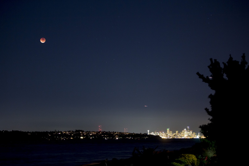 dark, no people, city night, beauty in nature, nightsky, twilight, 5K, skyline, dusk, building exterior, sky, moon, illuminated, silhouette, horizon, panoramic