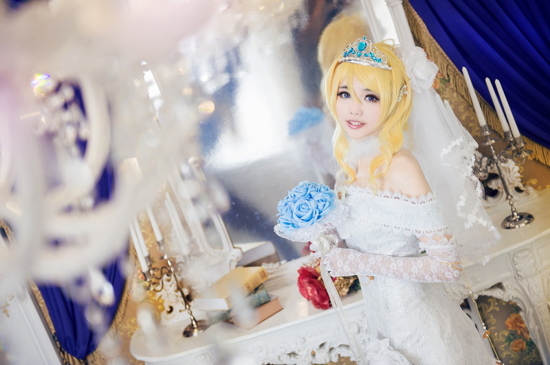 sweetheart, makeup, gentle, look, books, curls, image, veil, white, dark eyes, portrait, blue, is, roses, interior, the bride, gloves, candlesticks, blonde