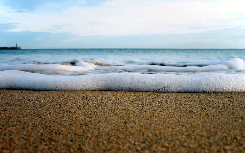 sky, scenics - nature, horizon over water, 1080P, horizon, land, surface level, tranquility, aquatic sport, nature, sea, tranquil scene, pebble, surfing