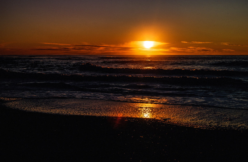water, sunset, evening, sky, sun, sea, sunlight, light, landscape, orange color, twilight, sunset landscape, oregon, sunset sky, scene, horizon, tranquility