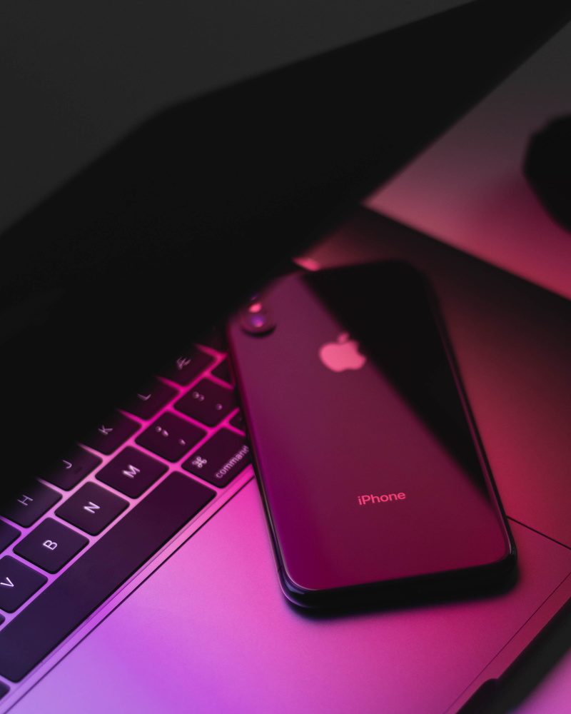 pc, connection, indoors, laptop, technology, pink color, black, tablet computer, iphone, electronics, still life, 4K, phone, surface computer, silver
