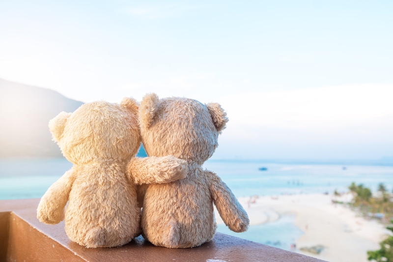 two, sand, beach, love, couple, cute, 5K, toy, pair, sea, teddy, bear, romantic