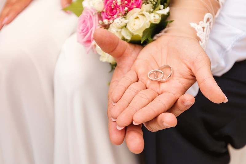 human hand, life events, flowering plant, 4K, adult, wedding vows, bridegroom, hands, event, positive emotion, rings, wedding ceremony, married, hand