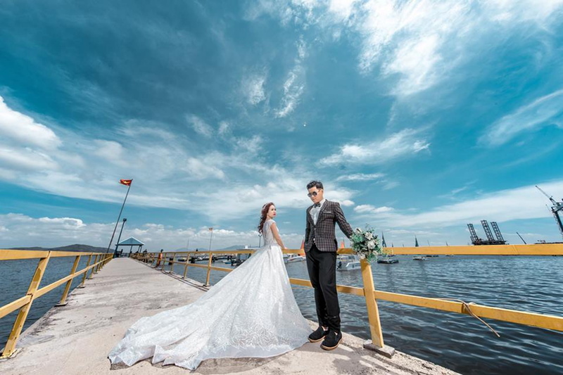 love, event, presets lightroom, married, full length, romance, positive emotion, people, wedding, life events, nature, water, newlywed, women, men, standing