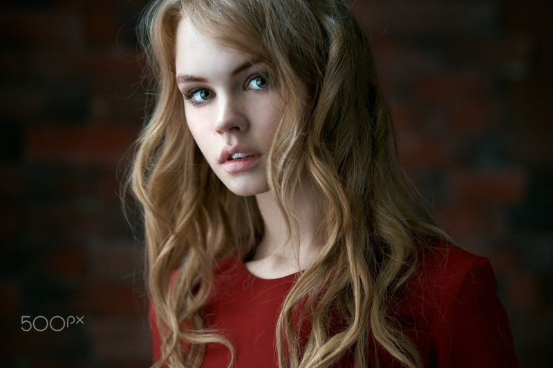 wavy hair, portrait, contemplation, hairstyle, adult, looking at camera, face, blonde, looking at viewer, hair, human face, one person, Alexander Vinogradov