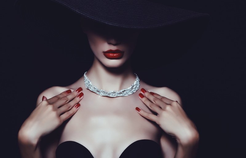 one person, young women, body part, lipstick, indoors, adult, hat, fashion, front view, nail, human body part, young adult, millinery, beautiful woman