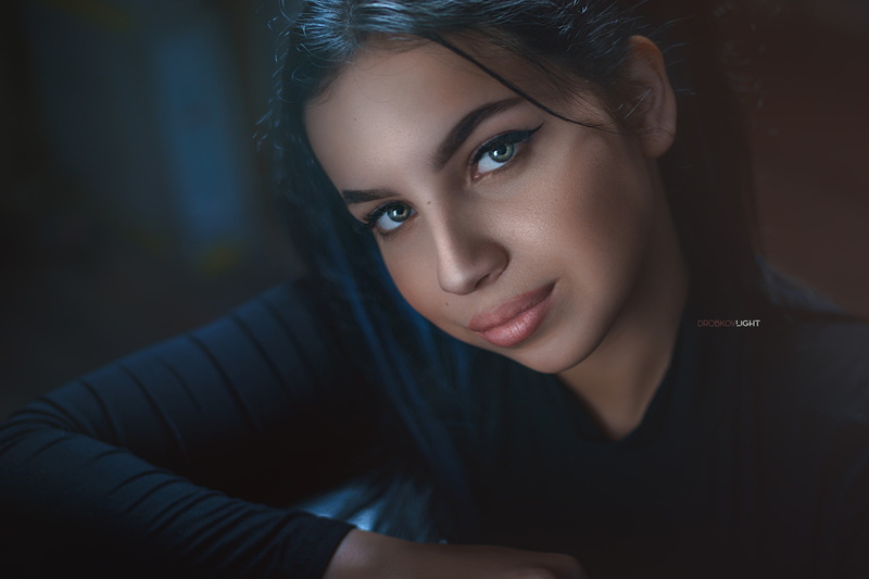 adult, Alexander Drobkov, face, contemplation, happiness, real people, beauty, young women, 2K, looking at camera, close-up, headshot, smiling, human face