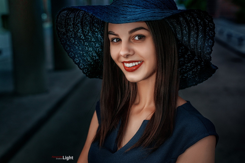 brown eyes, 1080P, open mouth, women, brunette, smiling, portrait, face, sun hats, Alexander Drobkov