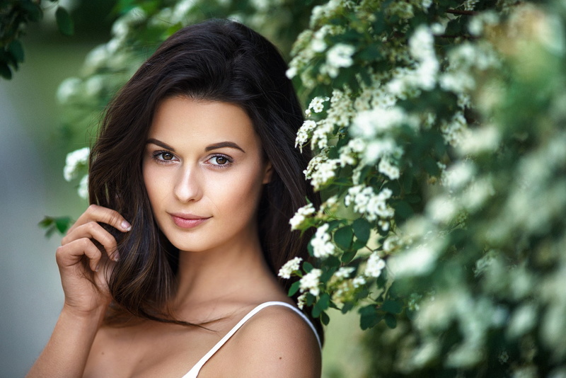 Milan R, women, model, brunette, Kamila Nováková, portrait, flowers, 1080P, face