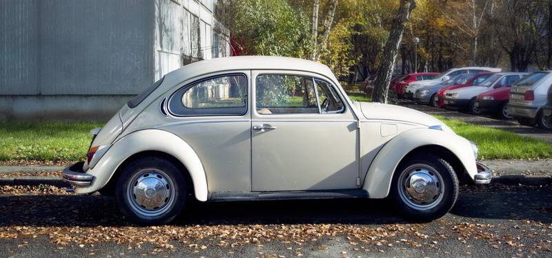 silver colored, built structure, machine, old, 1974, vintage, wheels, no people, transportation, vw, 5K, vehicle, car, city, tree, volkswagen, day, architecture