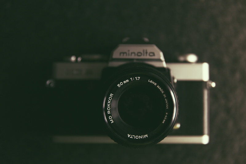 rangefinder, wide angle, classic, used-look, contemporary, film, studio shot, 5K, still life, surface, aperture, lens - optical instrument, camera, western script