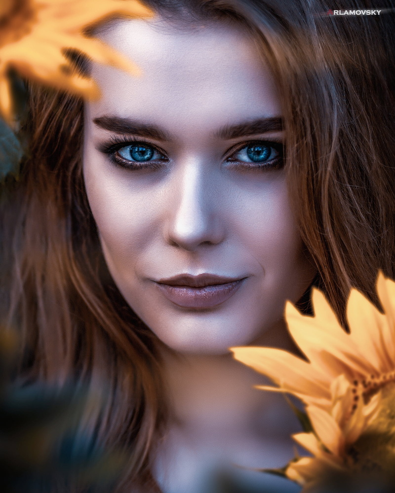 1080P, women outdoors, portrait, eyes, blue eyes, hair, Photoshop, arlamovsky, nature, leaves, forest, photographer, brunette, macro, smoke, retouching