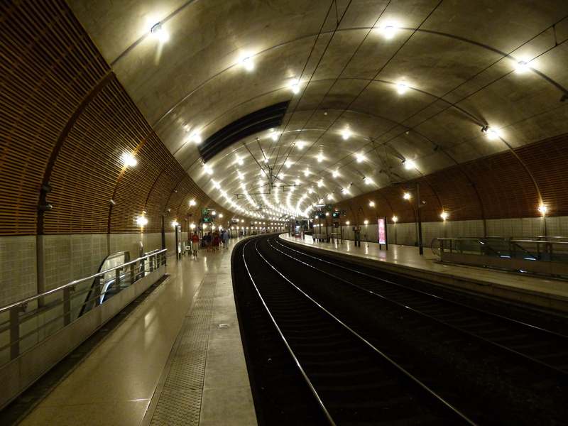 light, ceiling, blurred Motion, lighting equipment, central station, rail traffic, track, seemed, transportation, built structure, tunnel, railroad station