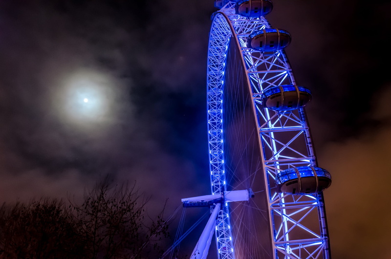 ferris, dark, sky, sunset, metal segments, no people, blackness of the night, ride, places of interest, famous, tourist attraction, uk, gloomy, movement