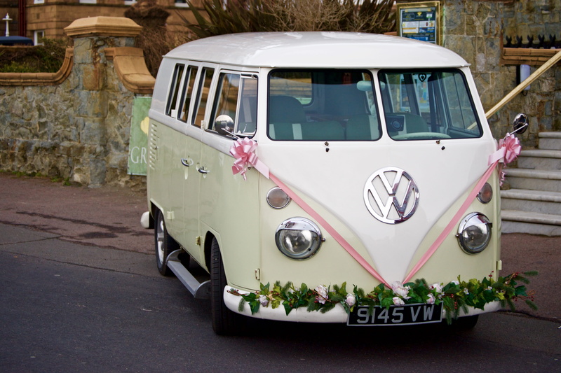 gray, plant, kombi, road, motor vehicle, wall, vw van, volkswagen, car, t, minibus, concrete, mode of transportation, van, day, city, 5K, white, yellow