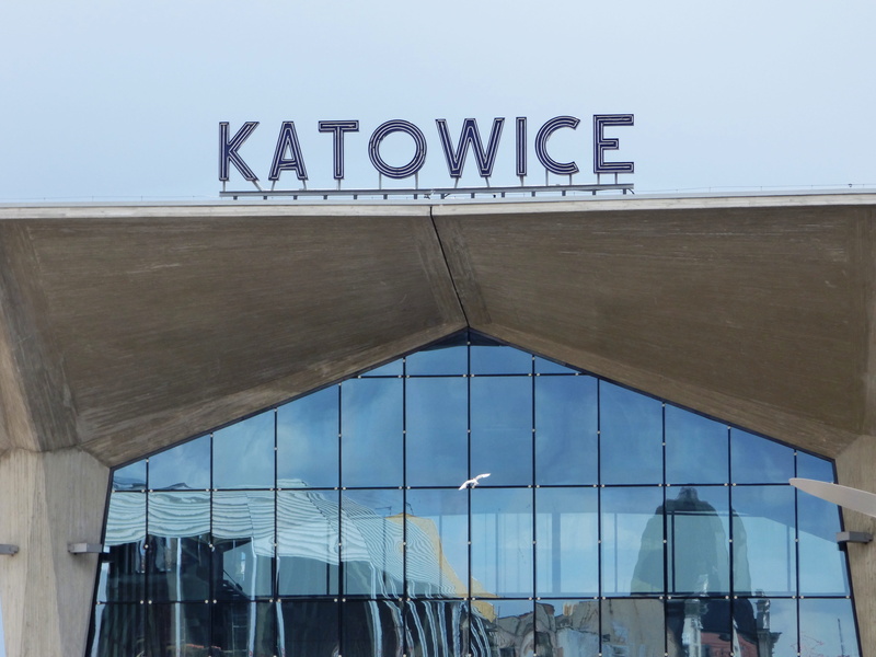 Inscription, window, city, building, the inscription, glass, capital letter, Railway Station, built structure, station, communication, nature, outdoors