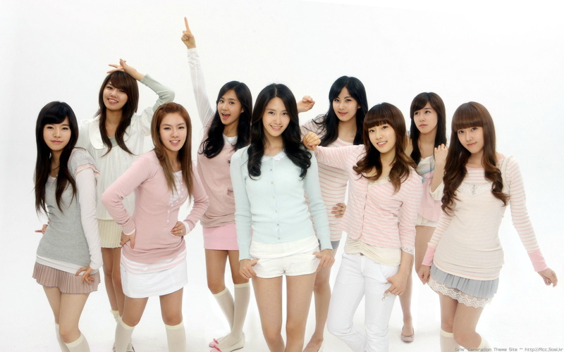 standing, studio shot, group of women, white background, togetherness, happiness, Sunny, Tiffany Hwang, 2K, looking at viewer, smiling, redhead, portrait