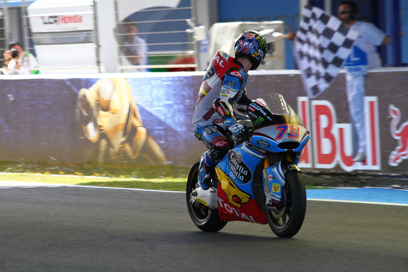 sports, land vehicle, circuit, headwear, real people, motorcycling, helmet, motorcycle Grand Prix, goal, winner, spain, group of people, biker, paddock