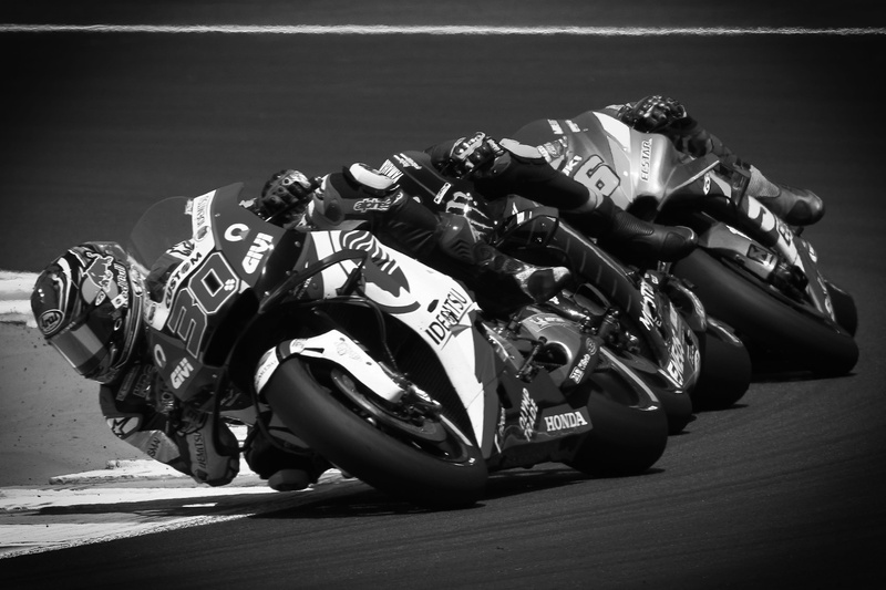 asphalt, wood - material, danger, gasoline, speed, competition, day, 2K, fight, no people, exhaust pipe, water, spain, helmet, mode of transportation