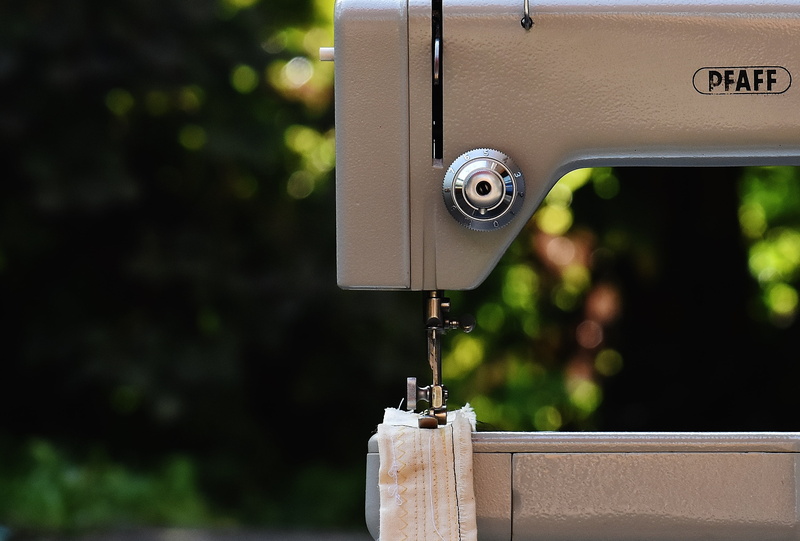 sewing, day, machinery, photographic equipment, fabric, tailor, camera - photographic equipment, sewing machine, arts culture and entertainment, 2K, thread