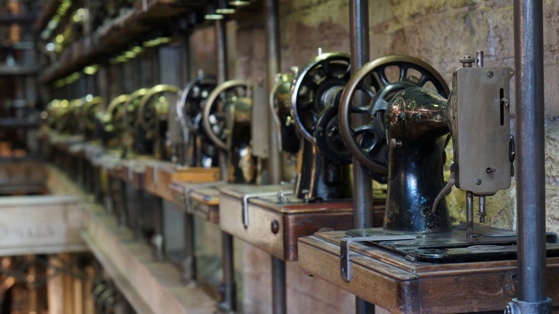 4K, perspective, machine, winemaking, england, order, wood - material, architecture, sewing, manufacturing equipment, focus on foreground, british, industry