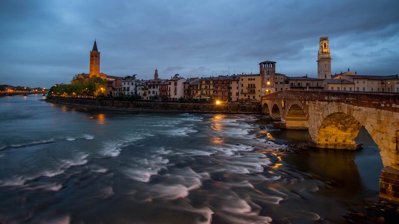 water, building exterior, travel destinations, dusk, sky, illuminated, 5K, outdoors, connection, bridge - man made structure, verona, building