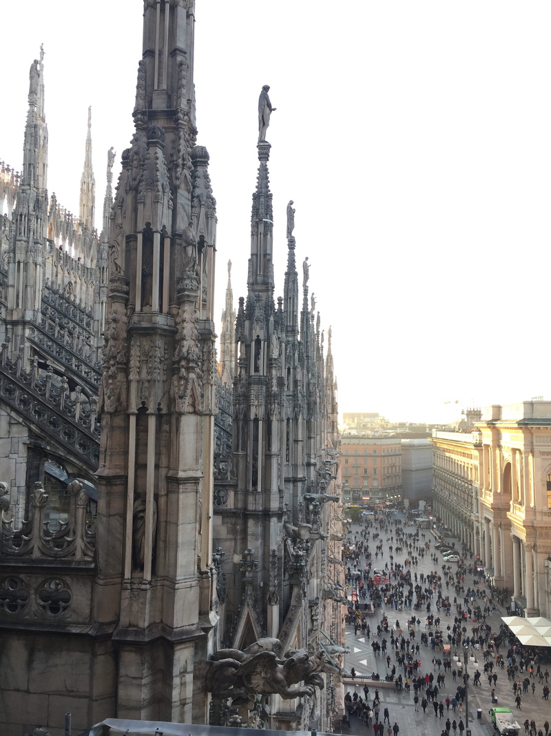 italy, gothic style, place of worship, building, ancient civilization, sky, 2K, outdoors, belief, history, religion, built structure, duomo di milano
