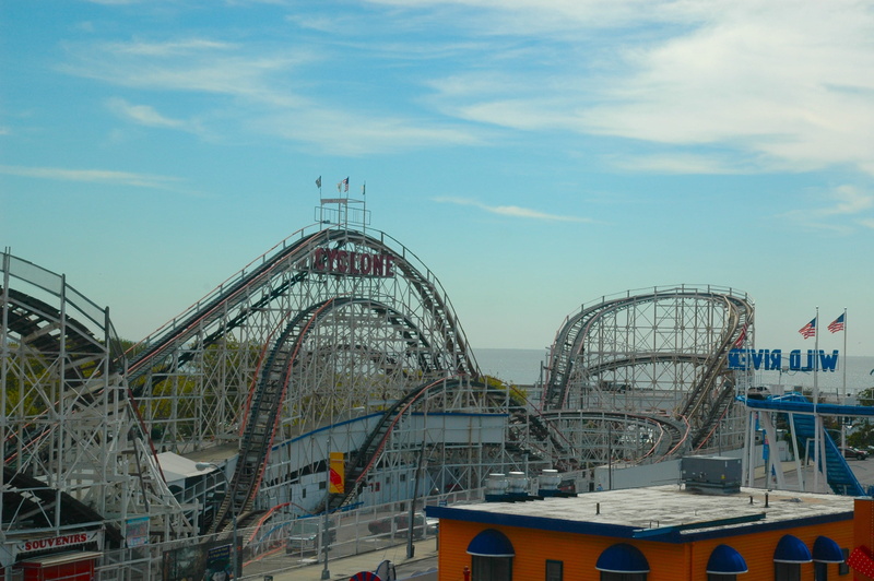 building, theme, rollercoaster, recreation, cloud - sky, city, entertainment, no people, ferris wheel, architecture, tourism, fair, arts culture and entertainment