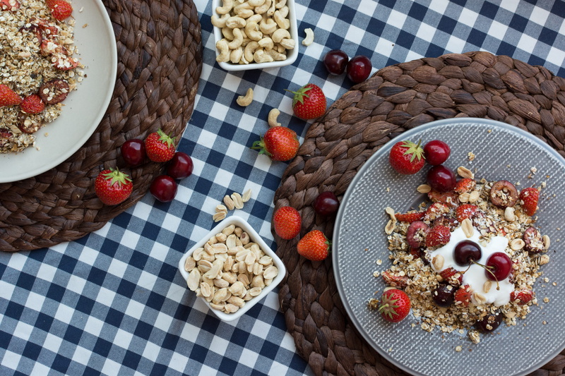 wellbeing, gourmet, breakfast cereal, oatmeal, food And Drink, 4K, high angle view, no people, porridge, sweet, food, healthy Eating, vegetarian food