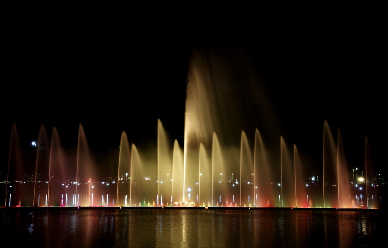 fountain, night vision, nature, city, são paulo, built structure, nightlife, dancing waters, water show, building exterior, 5K, ibirapuera park, lighting