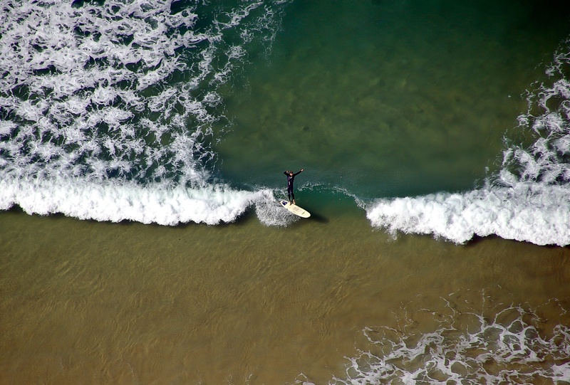 lifestyles, white, australia, nature, person, day, waterfront, water, speed, breaker, wave, outdoors, motion, man, flowing water, daytime, surfer, one person