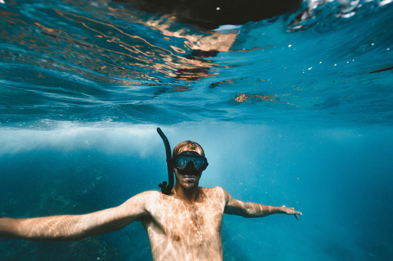man, wearing, goggles, sport, swimming, undersea, limb, men, aquatic sport, water, underwater diving, male, portrait, ocean, 5K, scuba mask, diver, earth