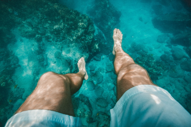 barefoot, people, human foot, adult, swimming Pool, one person, 5K, white, holiday, person, human limb, summer, trip, body part, water, tropical Climate