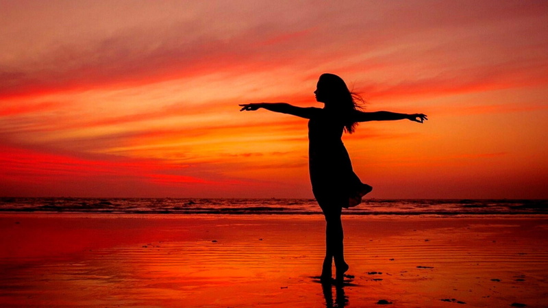 orange color, one person, leg, horizon over water, orange sky, dance, tranquility, standing, sky, human arm, lifestyles, 1080P, cloud - sky, arms outstretched