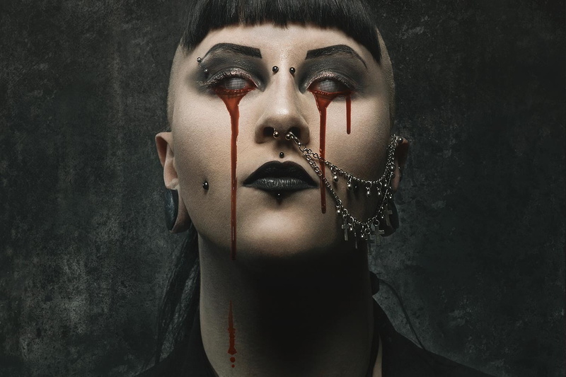 500px, 720P, makeup, face, bloody tears, women, piercing