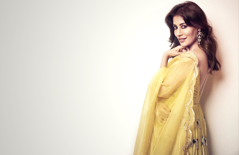 2K, Indian, Brunette, Brown Eyes, Chitrangada Singh, Smile, Earrings, Actresses, Actress