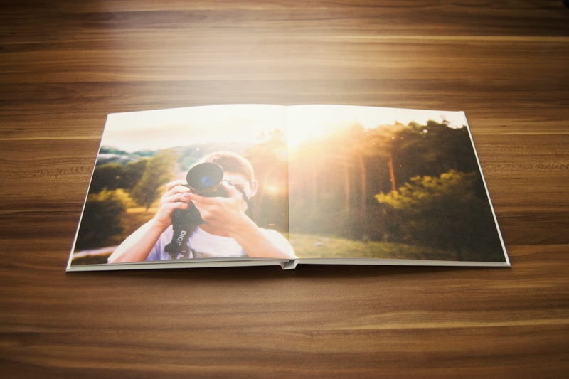 child, sunlight, dslr, camera, screen, adult, wireless technology, indoors, camera - photographic equipment, activity, 5K, sky, photographs, photographing