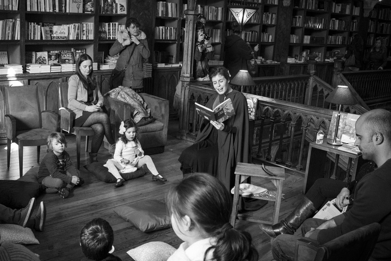playing, men, lello e irmão, childhood, tales, group, lifestyles, portugal, harry potter, architecture, real people, crowd, livraria lello and irmão, lello