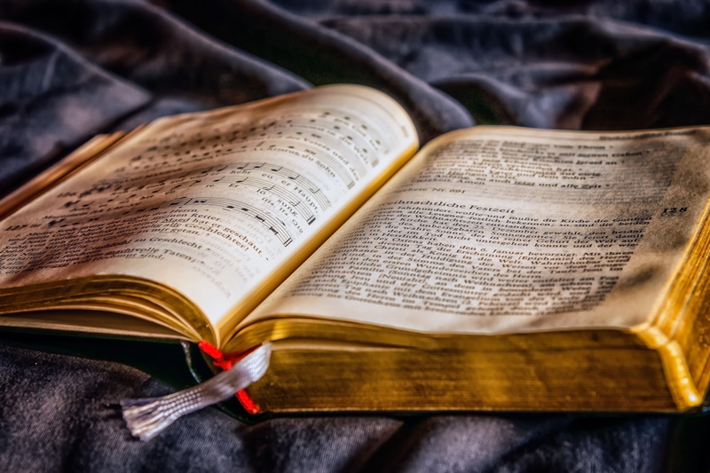 gilded, indoors, 5K, paper, pitched, belief, text, golden, close-up, no people, religion, learn, hymnal, antique, expertise, textbook, hardcover book