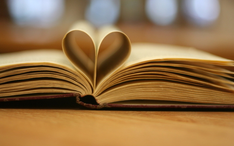 page, 1080P, old book, heart, white, depth, old, field, depth of field, book