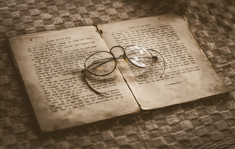 antique, white, page, literary, ring, vintage, read, love, cover, togetherness, wisdom, aged, old, eyeglasses, 2K, ancient, positive emotion, literature
