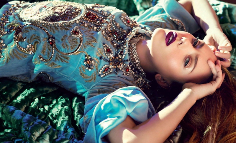 scarlett, young adult, beautiful woman, scarlett johansson, floral, headshot, teal, beauty, one person, fashion, real people, looking, s, young women, lying on back
