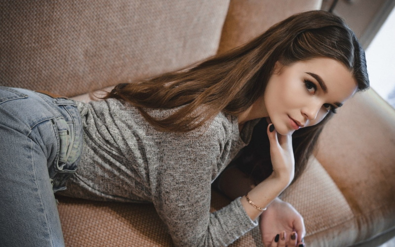 contemplation, picture girl 1920x1200, front view, hairstyle, sofa, young adult, brown hair, furniture, indoors, relaxation, women, 1080P, long hair, young women
